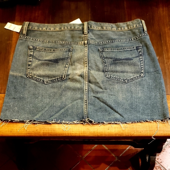GAP 1969 Miniskirt Stone Wash Denim Jeans Cut-Offs NWT - Picture 6 of 9